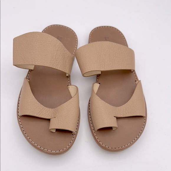 JIL SANDER NAVY - NWOT Women's Tan genuine leather flat slip on Sandals size 7 - Picture 1 of 11